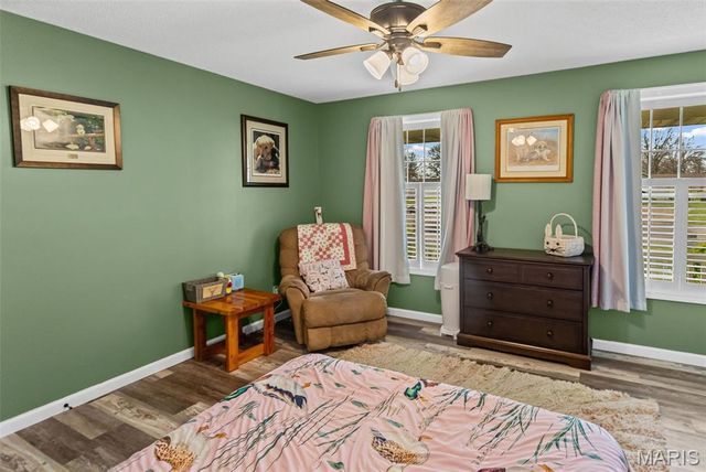 124 Evergreen Court, Brighton, IL 62012