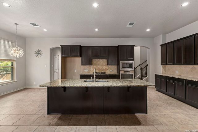 25610 Water St, San Antonio, TX 78255