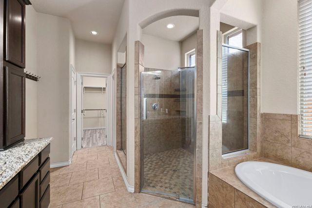 25610 Water St, San Antonio, TX 78255