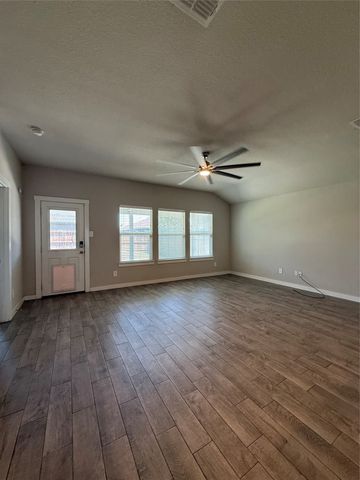 9328 Herringbone Drive, Fort Worth, TX 76131