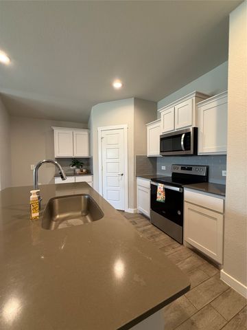 9328 Herringbone Drive, Fort Worth, TX 76131