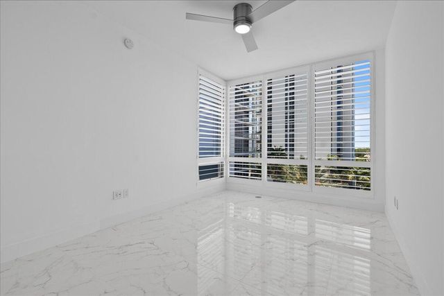 1 Water Club Way 604, North Palm Beach, FL 33408