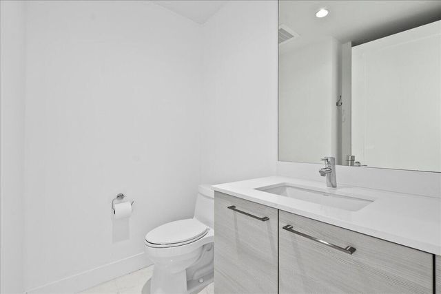 1 Water Club Way 604, North Palm Beach, FL 33408