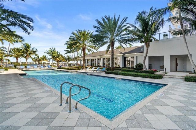1 Water Club Way 604, North Palm Beach, FL 33408