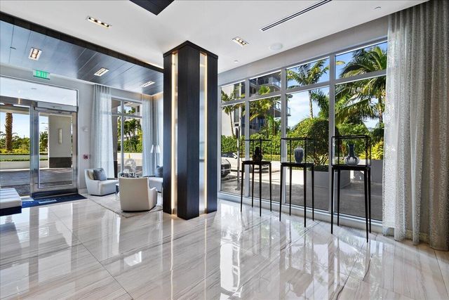 1 Water Club Way 604, North Palm Beach, FL 33408