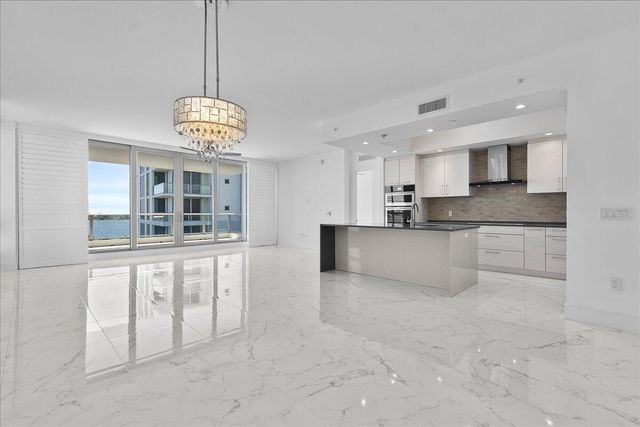 1 Water Club Way 604, North Palm Beach, FL 33408