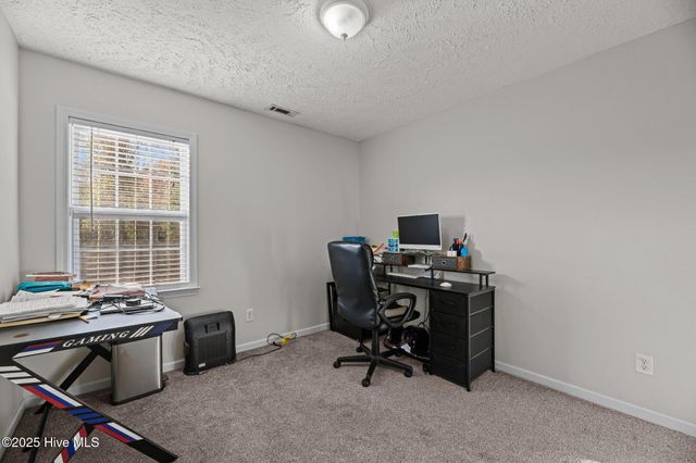 132 Oakley Drive, New Bern, NC 28560