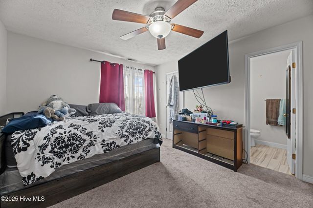 132 Oakley Drive, New Bern, NC 28560