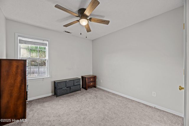 132 Oakley Drive, New Bern, NC 28560