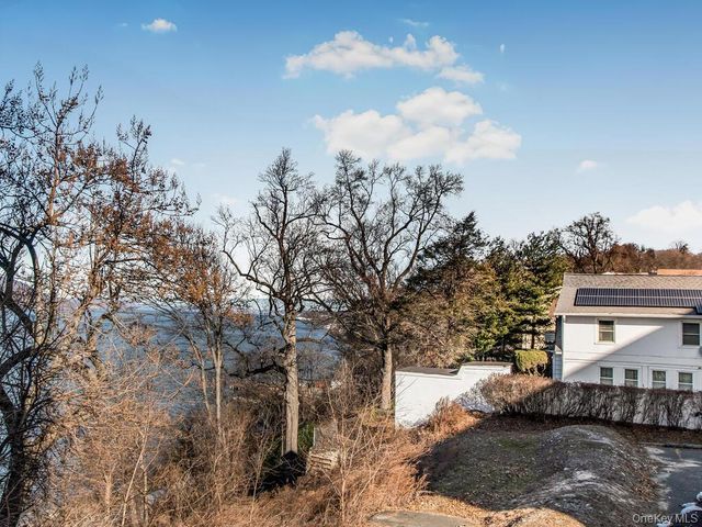 709 Warburton Ave 3B, Yonkers, NY 10701