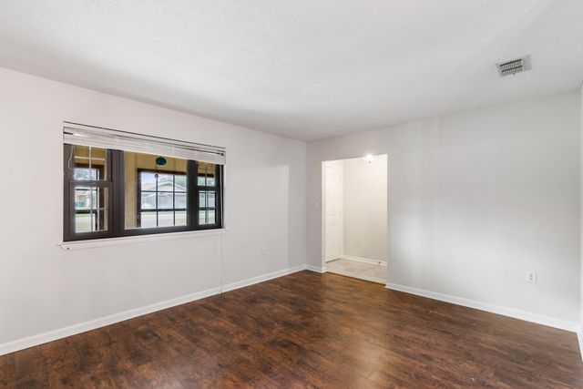 119 12Th Avenue, Shalimar, FL 32579