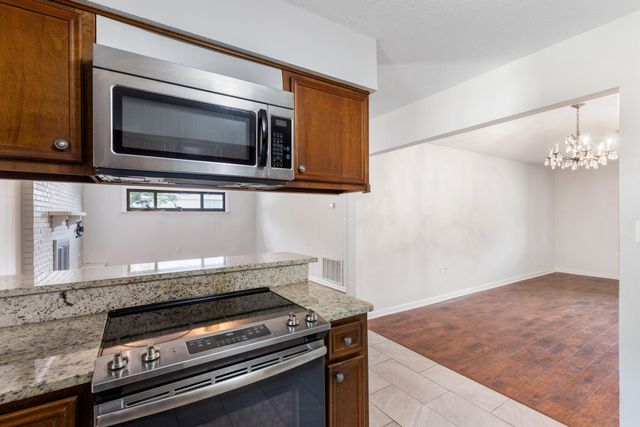 119 12Th Avenue, Shalimar, FL 32579