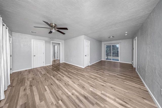 2140 NW SMITH AVE, Lawton, OK 73505