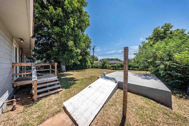 2140 NW SMITH AVE, Lawton, OK 73505