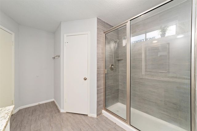 7107 Plaza Del Sol Drive, Houston, TX 77083