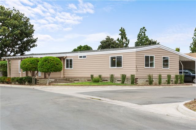 215 Lakepark, Placentia, CA 92870