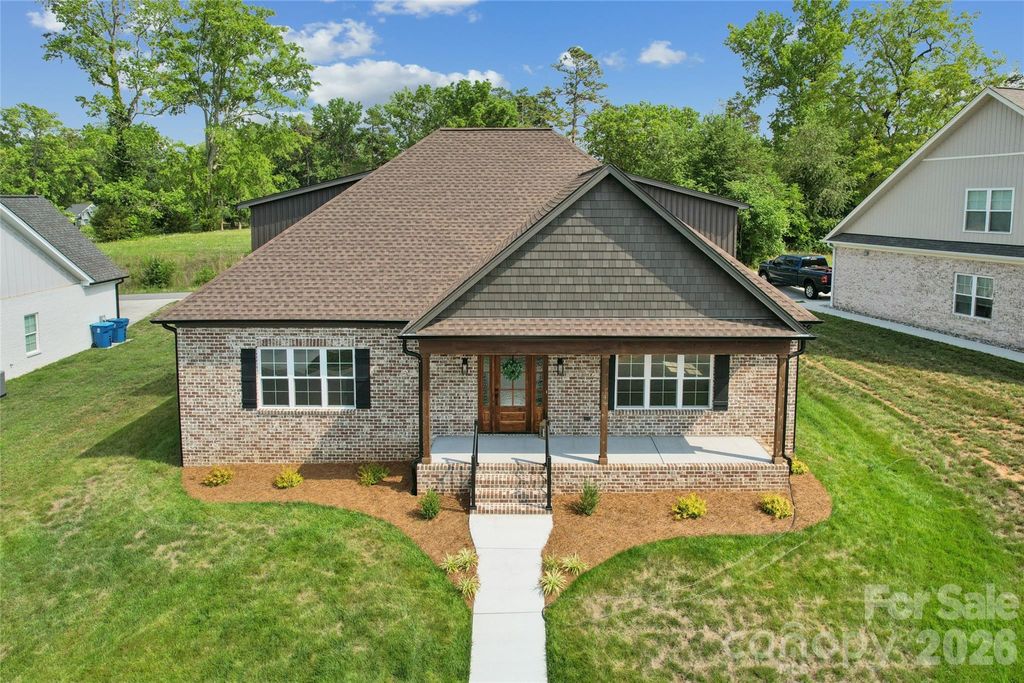 144 Reserve Drive, Mocksville, NC 27028