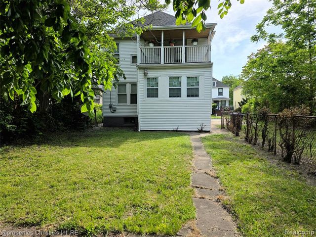 2927 Seyburn Street, Detroit, MI 48214