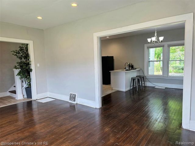 2927 Seyburn Street, Detroit, MI 48214