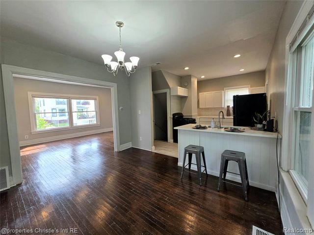 2927 Seyburn Street, Detroit, MI 48214