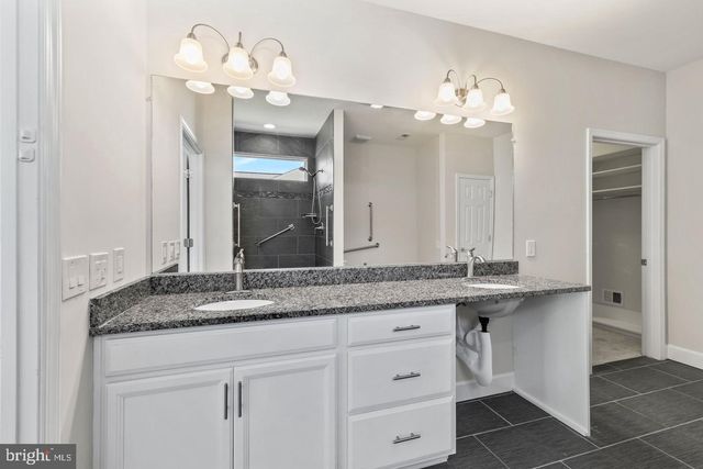 39 BATTERY POINT DR, Fredericksburg, VA 22406