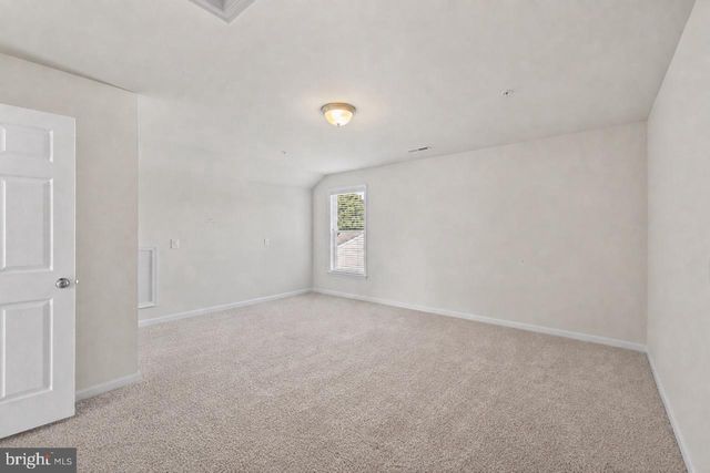 39 BATTERY POINT DR, Fredericksburg, VA 22406