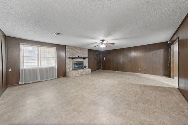 613 N Old Robinson Road, Waco, TX 76706
