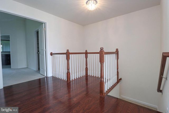 24972 GLASGOW HEIGHTS TER, Chantilly, VA 20152