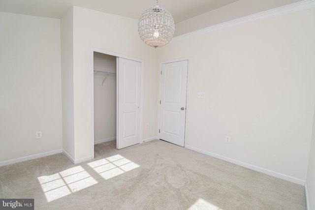 24972 GLASGOW HEIGHTS TER, Chantilly, VA 20152