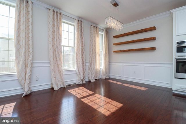 24972 GLASGOW HEIGHTS TER, Chantilly, VA 20152