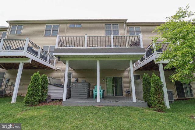 24972 GLASGOW HEIGHTS TER, Chantilly, VA 20152