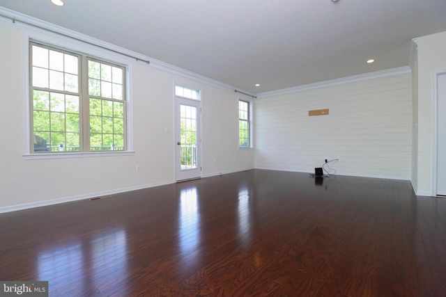 24972 GLASGOW HEIGHTS TER, Chantilly, VA 20152