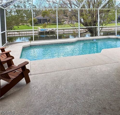 2314 SW 22nd TER, Cape Coral, FL 33991