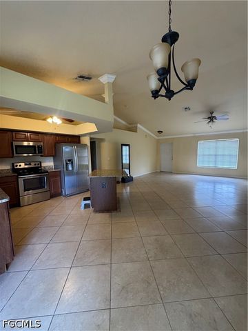 2314 SW 22nd TER, Cape Coral, FL 33991