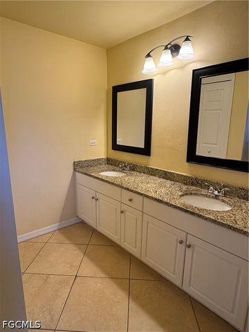 2314 SW 22nd TER, Cape Coral, FL 33991