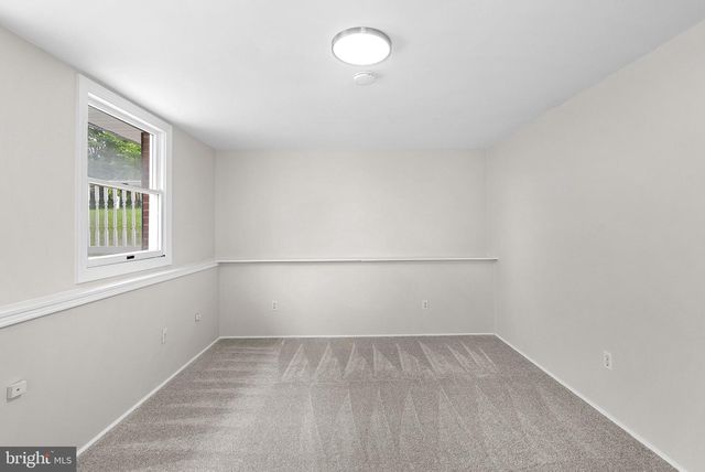 187 VILLAGE CT, Winchester, VA 22602