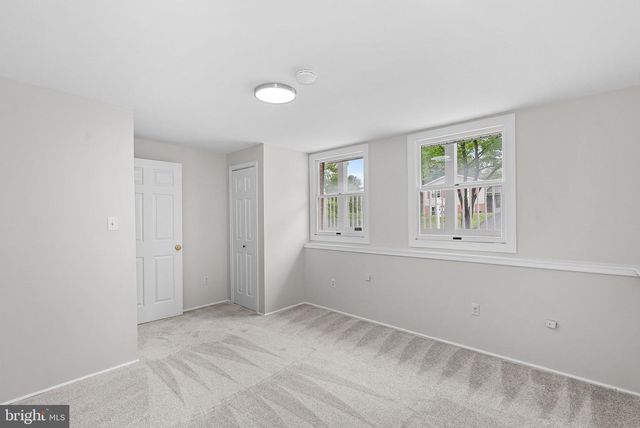 187 VILLAGE CT, Winchester, VA 22602