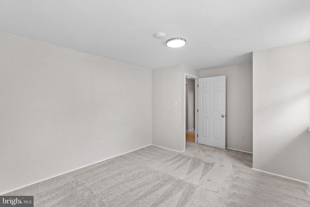 187 VILLAGE CT, Winchester, VA 22602