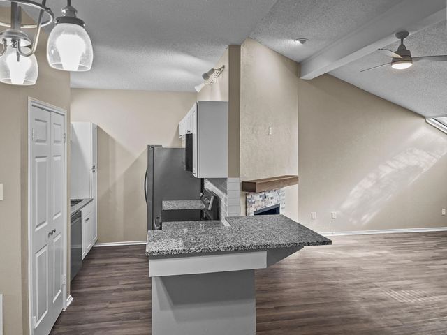 9600 Royal Lane 112, Dallas, TX 75243