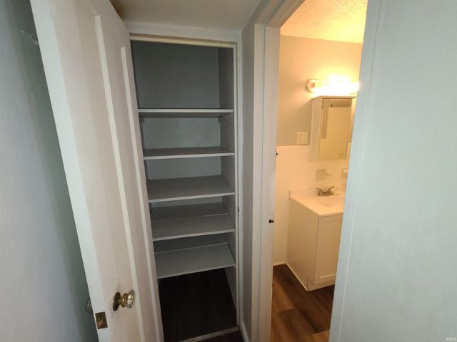 1645 N Adams Street, South Bend, IN 46628