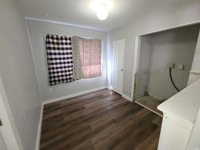 1645 N Adams Street, South Bend, IN 46628