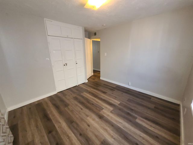 1645 N Adams Street, South Bend, IN 46628