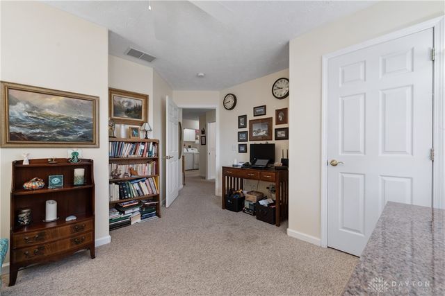 143 Heckathorn, Brookville, OH 45309