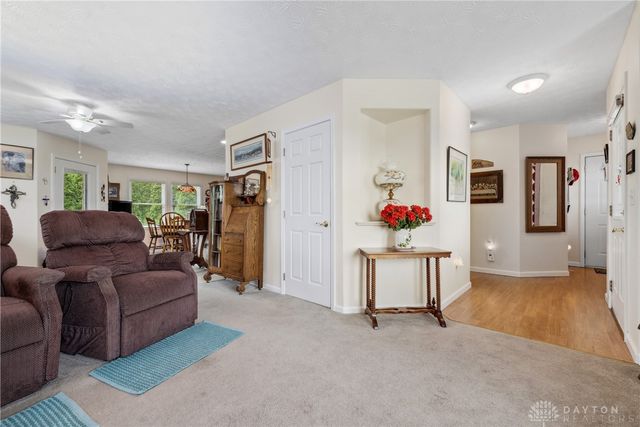 143 Heckathorn, Brookville, OH 45309