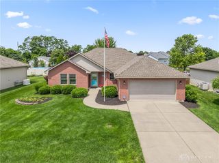 143 Heckathorn, Brookville, OH 45309