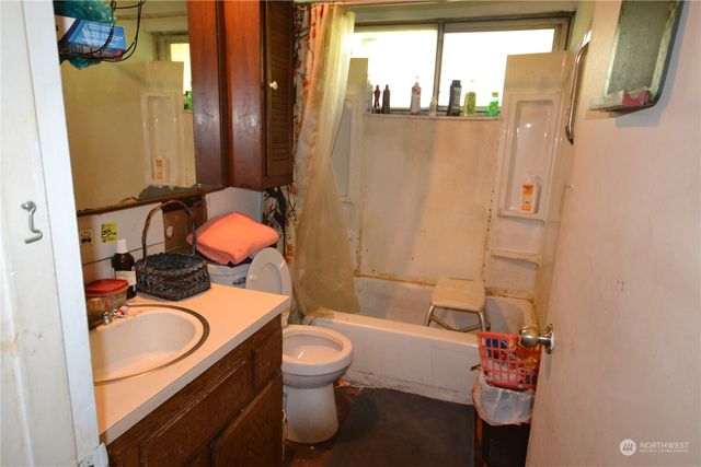 2948 SE Alson Court, Port Orchard, WA 98366