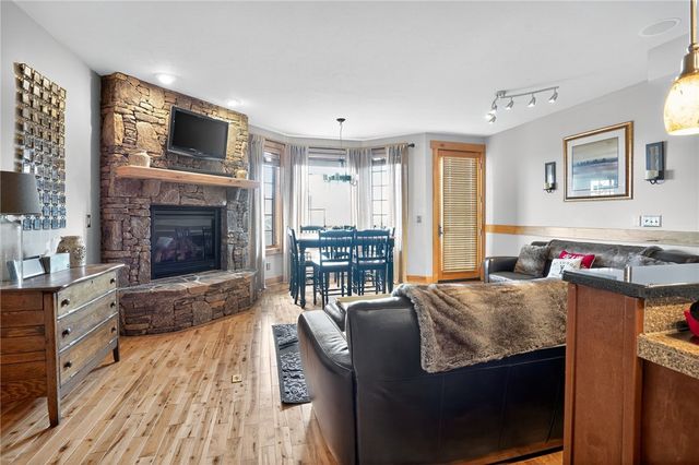 496 Southwind Cir, Seven Springs Resort, PA 15622