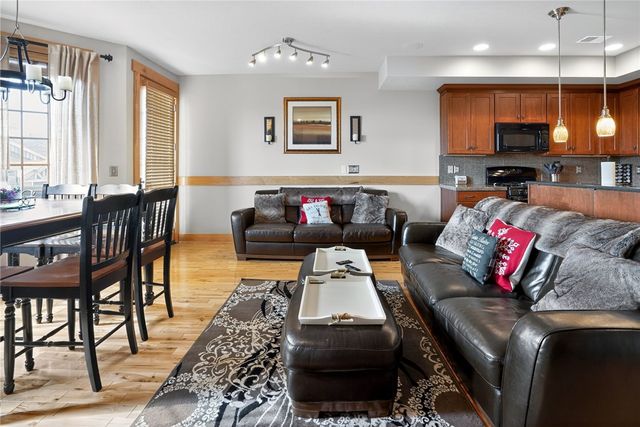 496 Southwind Cir, Seven Springs Resort, PA 15622