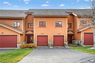 496 Southwind Cir, Seven Springs Resort, PA 15622