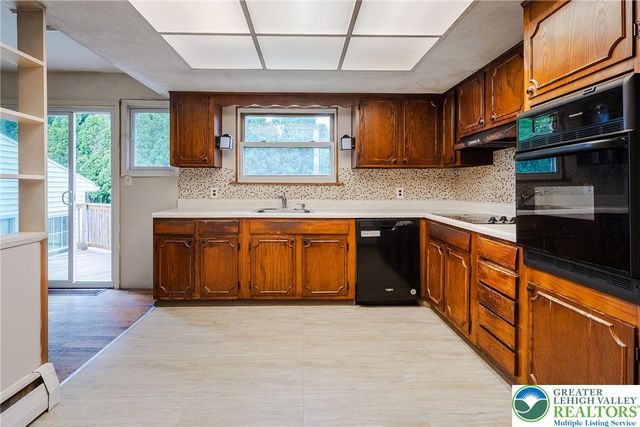 3368 Capital Street, Salisbury Twp, PA 18103
